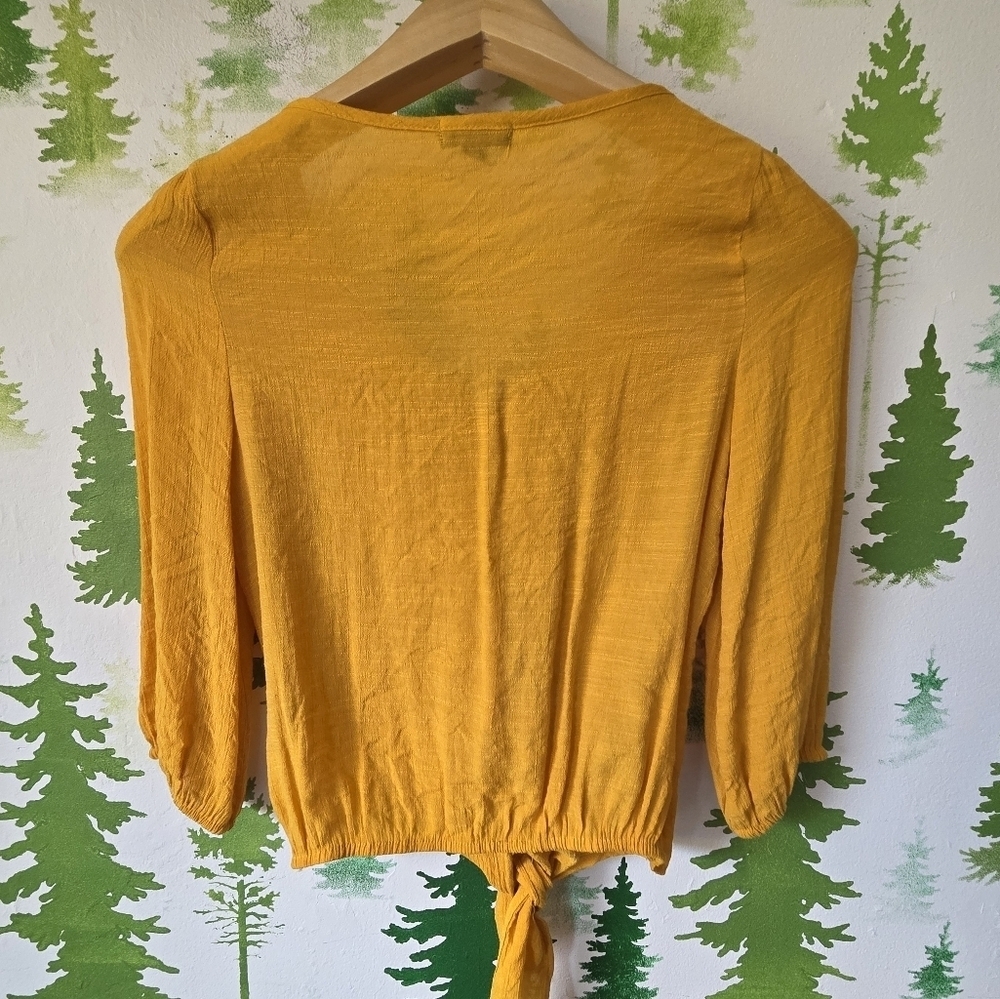 Mine Golden Ruffle Blouse - Picture 2 of 8
